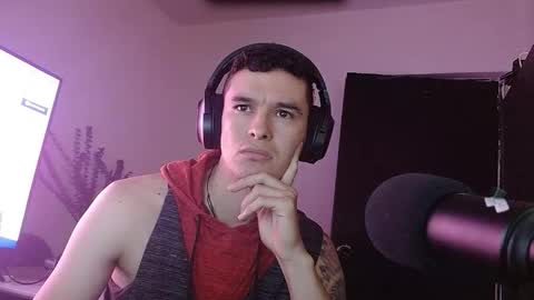 Snapshot of miaou_miaou chatting on 01.03.25 miaou_miaou online show from 01.03.25