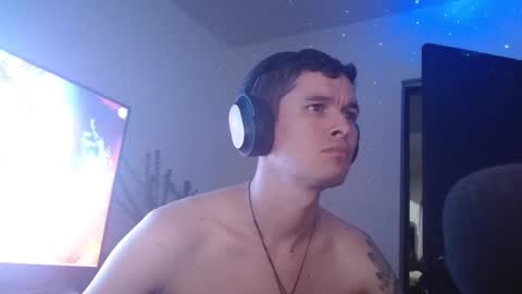 Snapshot of miaou_miaou chatting on 01.13.25 miaou_miaou online show from 01.13.25