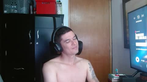 Snapshot of miaou_miaou chatting on 03.02.25 miaou_miaou online show from 03.02.25