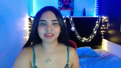 Snapshot of miapeyton chatting on 12.06.24 Mia Peyton online show from 12.06.24