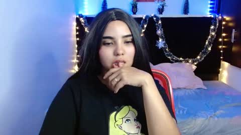Snapshot of miapeyton chatting on 12.30.24 Mia Peyton online show from 12.30.24