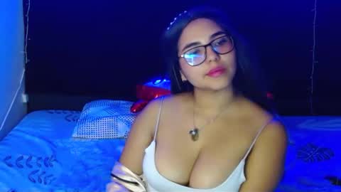 Snapshot of miapeyton chatting on 02.25.25 Mia Peyton online show from 02.25.25