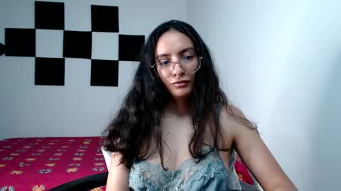 MIAPORTMANN online show from 10.11.25