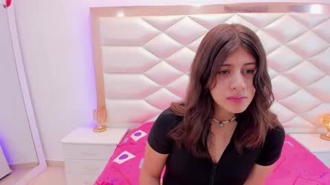 Sweetie Mia online show from 03.03.25