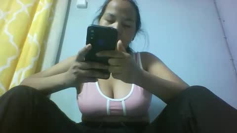 Snapshot of miarii chatting on 09.27.25 miarii online show from 09.27.25