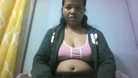 Snapshot of miarii chatting on 09.28.25 miarii online show from 09.28.25