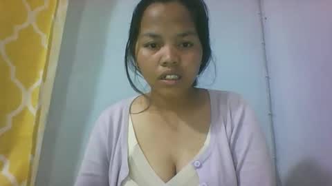 Snapshot of miarii chatting on 10.03.25 miarii online show from 10.03.25