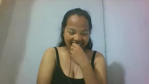 Snapshot of miarii chatting on 10.03.25 miarii online show from 10.03.25