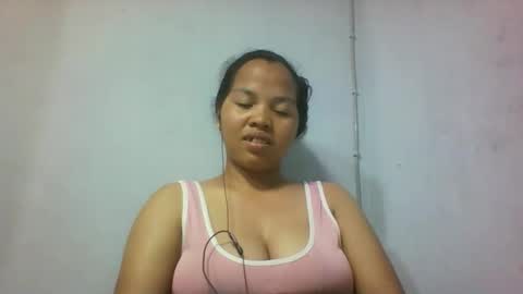 Snapshot of miarii chatting on 10.13.25 miarii online show from 10.13.25