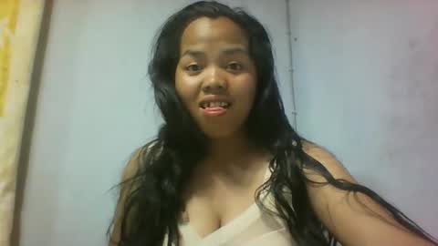 Snapshot of miarii chatting on 10.20.25 miarii online show from 10.20.25