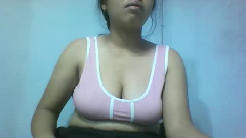 Snapshot of miarii chatting on 10.24.25 miarii online show from 10.24.25