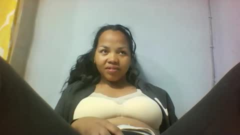 Snapshot of miarii chatting on 10.30.25 miarii online show from 10.30.25