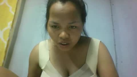 Snapshot of miarii chatting on 11.02.25 miarii online show from 11.02.25