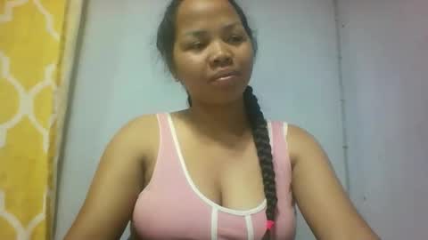 Snapshot of miarii chatting on 11.06.25 miarii online show from 11.06.25