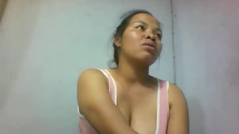 Snapshot of miarii chatting on 11.08.25 miarii online show from 11.08.25