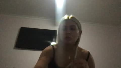 mia online show from 12.17.24