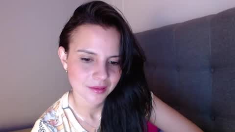 miarobinn_ online show from 03.02.25