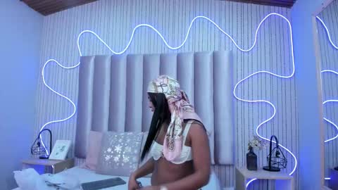 Alejandra  online show from 10.30.25