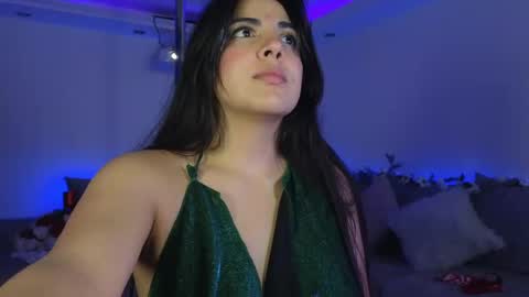 Snapshot of miasavagex18 chatting on 12.07.24 MiaHancock online show from 12.07.24