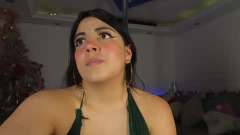 Snapshot of miasavagex18 chatting on 01.11.25 MiaHancock online show from 01.11.25