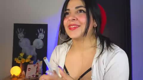 Snapshot of miasavagex18 chatting on 01.12.25 MiaHancock online show from 01.12.25