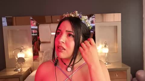 MiaHancock online show from 11.17.25