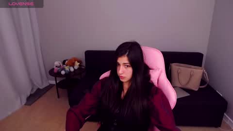 Snapshot of miasilk chatting on 03.03.25 Miayna Silk online show from 03.03.25