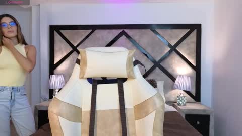 Mia online show from 03.07.26