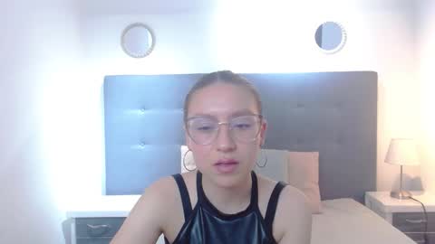 mia vega online show from 01.08.26