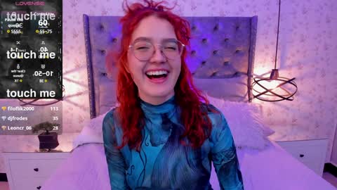 Mia winx  online show from 12.19.24