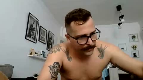 Snapshot of mich6921 chatting on 07.20.26 MILO MIAMI online show from 07.20.26