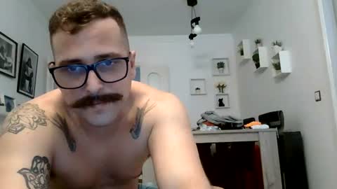 Snapshot of mich6921 chatting on 07.20.26 MILO MIAMI online show from 07.20.26