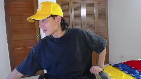 Snapshot of michaeel_blue chatting on 06.24.26 Michael online show from 06.24.26