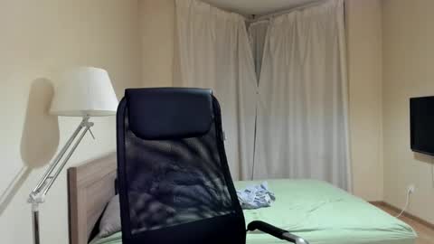 Snapshot of michael_birkin chatting on 12.25.24 Michael Birkin online show from 12.25.24