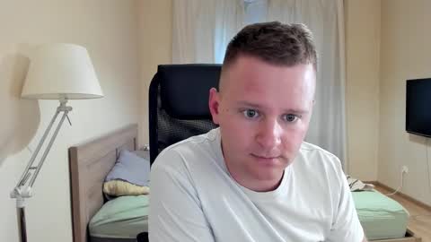 Snapshot of michael_birkin chatting on 02.28.25 Michael Birkin online show from 02.28.25