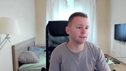 Snapshot of michael_birkin chatting on 09.11.25 Michael Birkin online show from 09.11.25