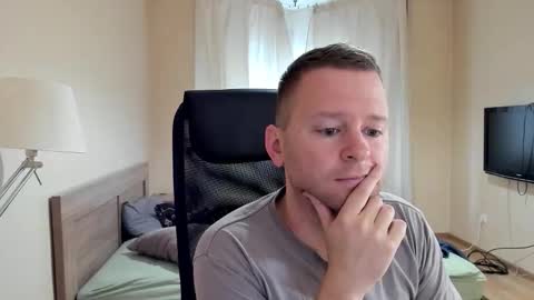 Snapshot of michael_birkin chatting on 09.13.25 Michael Birkin online show from 09.13.25