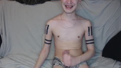 Snapshot of michael_danymans chatting on 02.04.26 Michael online show from 02.04.26