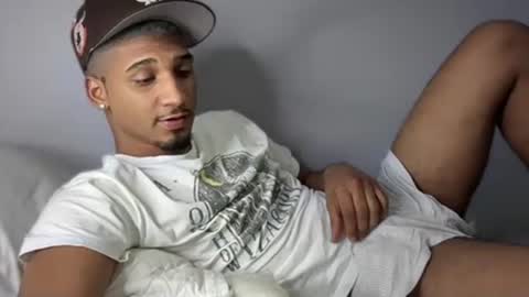 Snapshot of michael_jordanx chatting on 02.13.25 Angel online show from 02.13.25