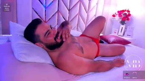 Snapshot of michaelbear_ chatting on 10.03.25 Michael online show from 10.03.25