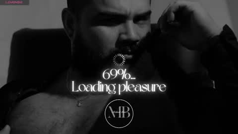 Snapshot of michaelbear_ chatting on 11.16.25 Michael online show from 11.16.25