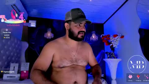 Snapshot of michaelbear_ chatting on 11.19.25 Michael online show from 11.19.25