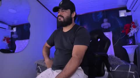 Snapshot of michaelbear_ chatting on 02.17.26 Michael online show from 02.17.26