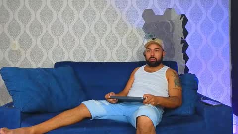 Snapshot of michaell_twink chatting on 03.04.25 Michaell online show from 03.04.25