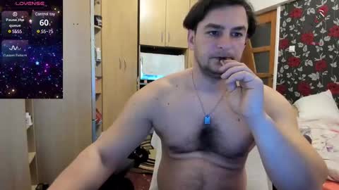 Snapshot of michaelragnar90 chatting on 12.28.24 michaelragnar90 online show from 12.28.24