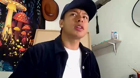 Snapshot of michaelstones chatting on 09.25.25 michaelstones online show from 09.25.25