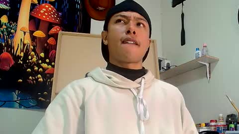 Snapshot of michaelstones chatting on 09.29.25 michaelstones online show from 09.29.25