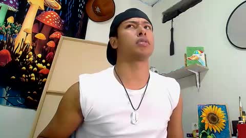 Snapshot of michaelstones chatting on 10.15.25 michaelstones online show from 10.15.25