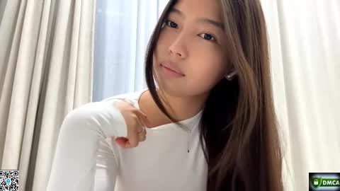 Snapshot of michalkandoll chatting on 11.14.25 Aidaxo online show from 11.14.25