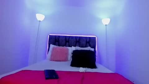 Michelle online show from 12.12.24